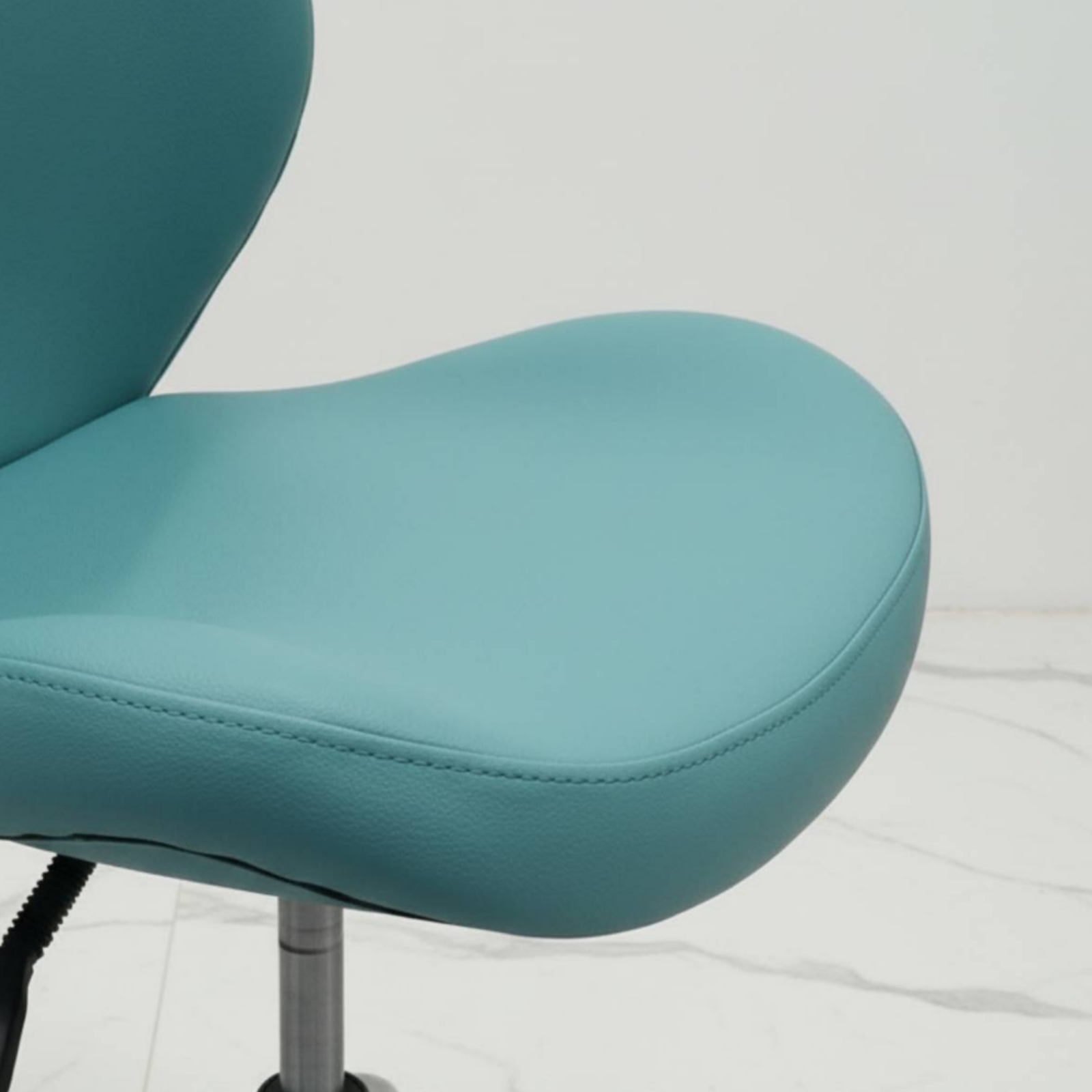 의자 커버가 있는 회전 의자, 쿠션 처리된 회전 책상  - Chairs 리뷰 및 가격