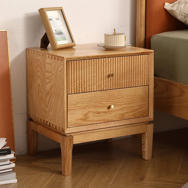복고풍 원목 나이트스탠드, 서랍형 수납장이 있는 거실  - Solid Wood Nightstand 2 Drawers 리뷰 및 가격